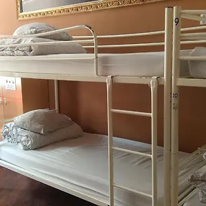 Labamba Hostel